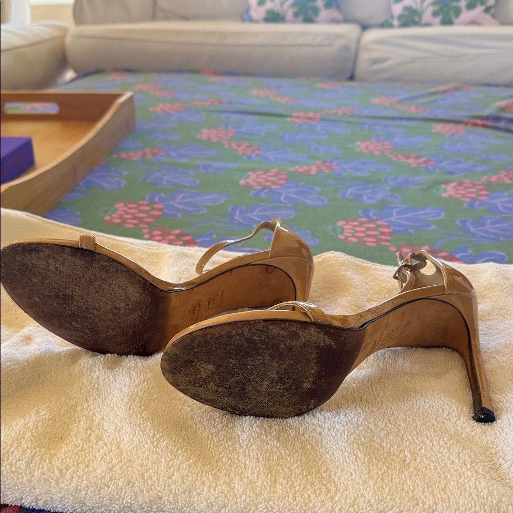 Stuart Weitzman Tan Ankle Strap Heels - Picture 3 of 10